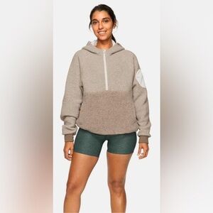 Outdoor Voices MegaFleece 1/2 Zip Pullover in Oatmeal S G4